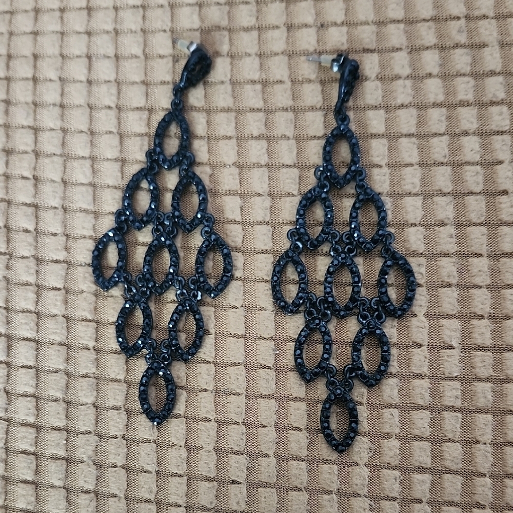Elegant Black Chandelier Earrings